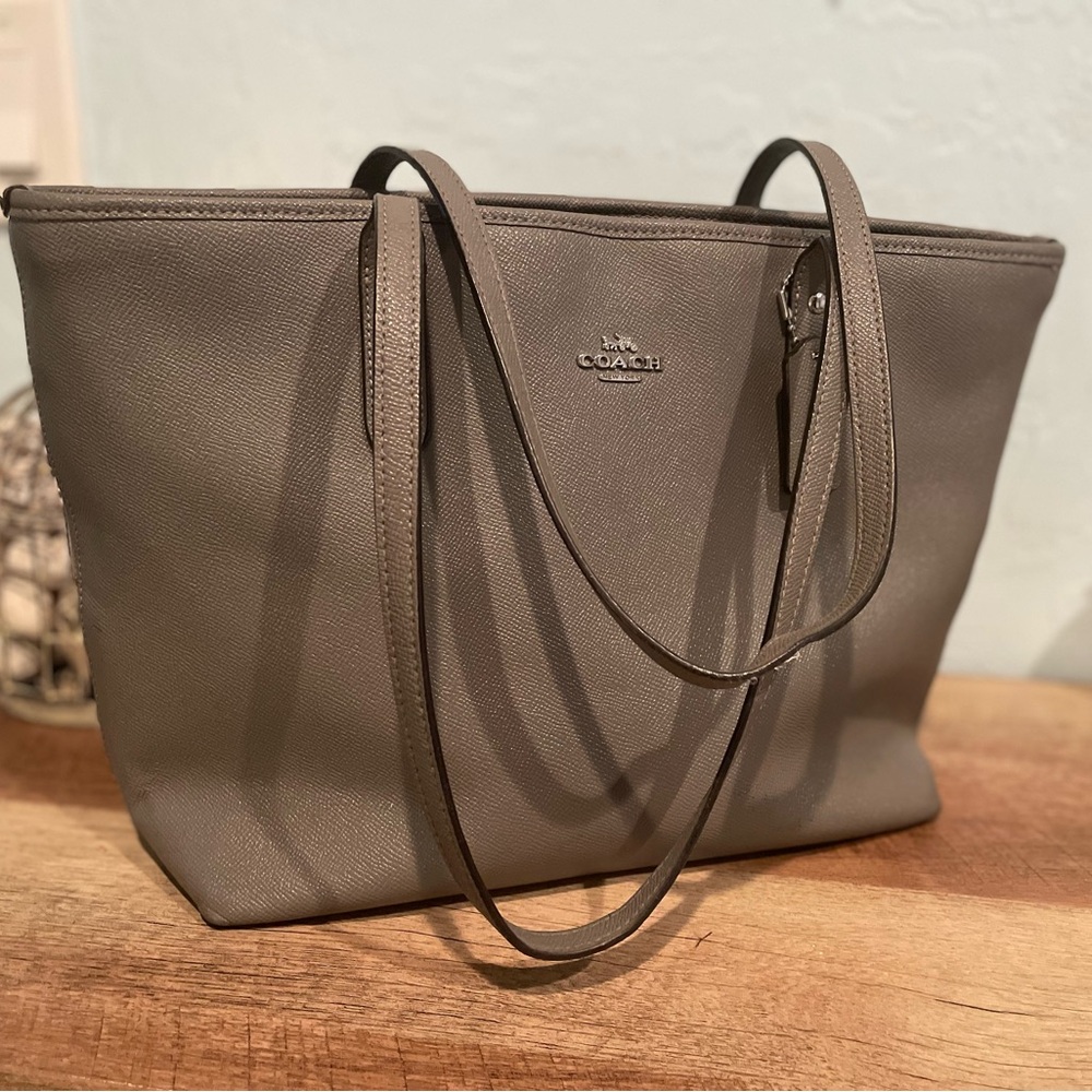 ****SOLD****Coach Gray Tote Bag